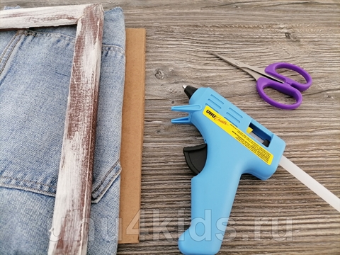 Как украсить старые джинсы своими руками